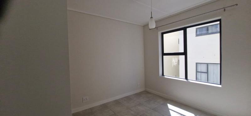 To Let 2 Bedroom Property for Rent in Gordons Bay Western Cape
